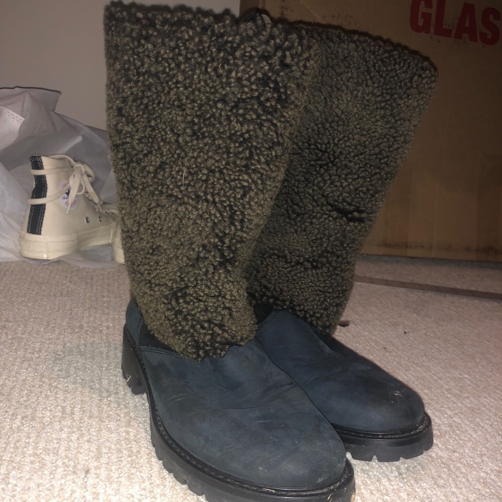 Barney’s boots
